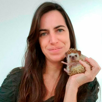 Larissa Brandão - Médica Veterinária
