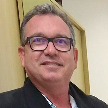 Valdemiro Amaro – Médico Veterinário